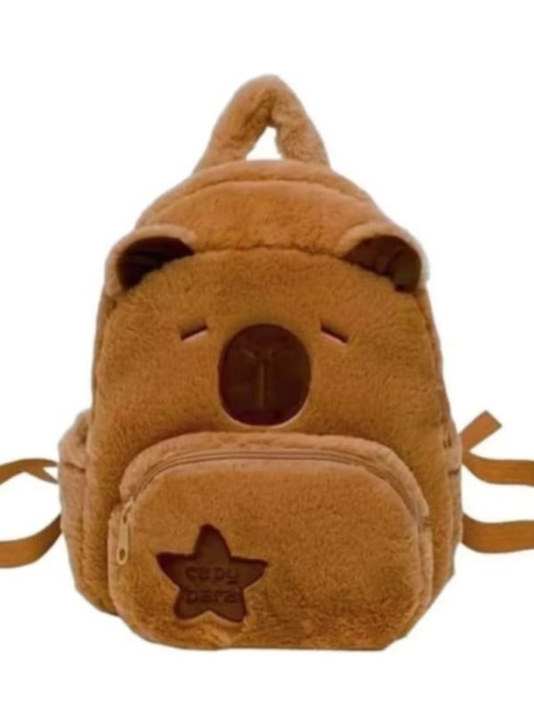 Mochila Capivara Republic®- Pelúcia - Bolso Lateral Para Celular