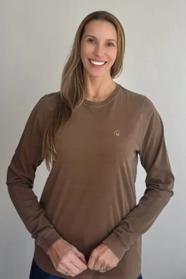 Camiseta Capivara Republic Manga Longa Marrom Mocha Mousse